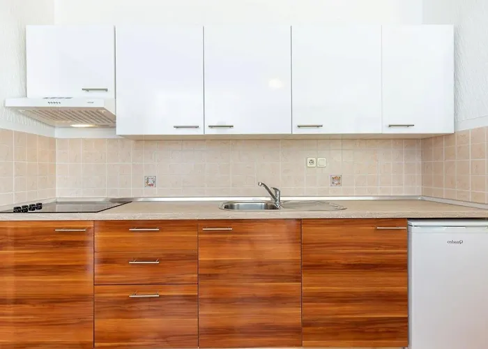 דירה Mit Terrasse Und Meerblick By Interhome *