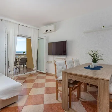 Apartmán Mit Terrasse Und Meerblick By Interhome *